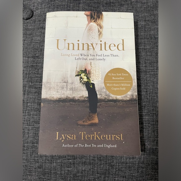 Uninvited: Living Loved When You Feel Less Than, Left Out, and Lonely - Picture 1 of 2
